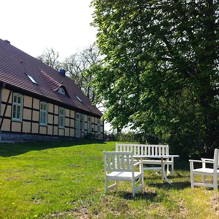 Altes Pastorat Schwichtenberg Appartement Borrentin