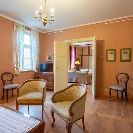 Altes Pastorat Schwichtenberg * Borrentin